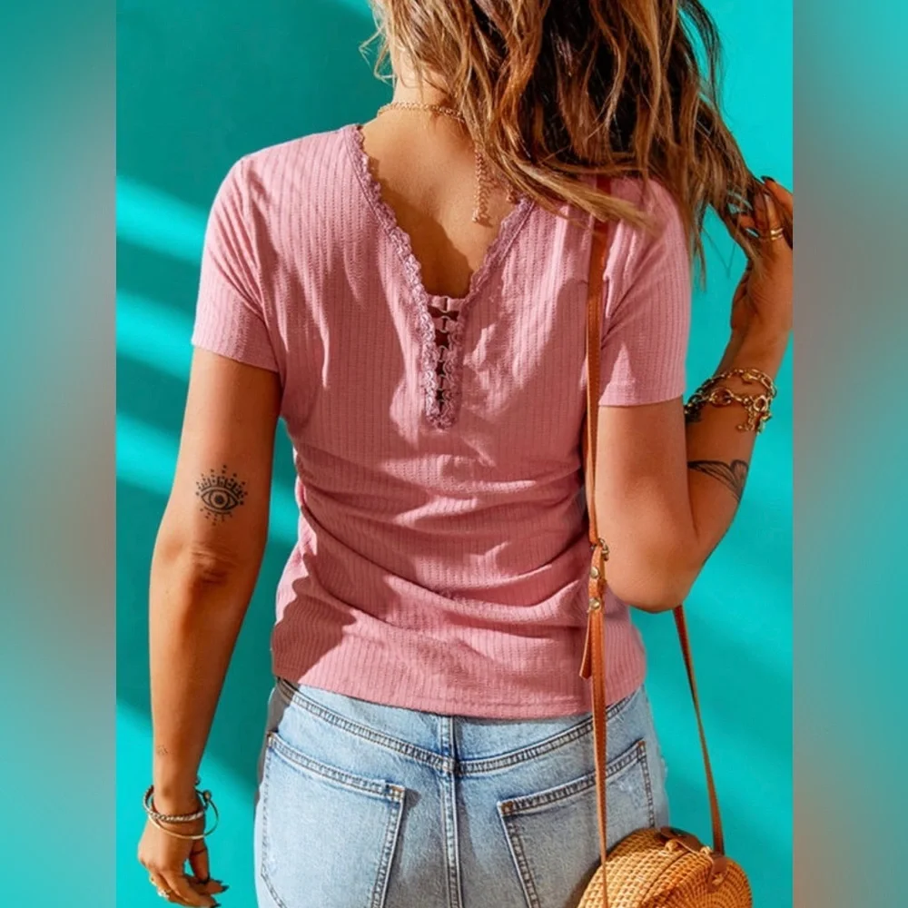 Short sleeve top - Picture 2 of 3